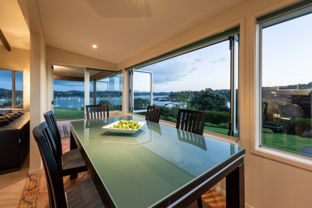25 Deeming Road, Okiato