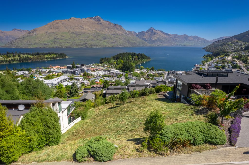 50 Belfast Terrace, Queenstown Hill