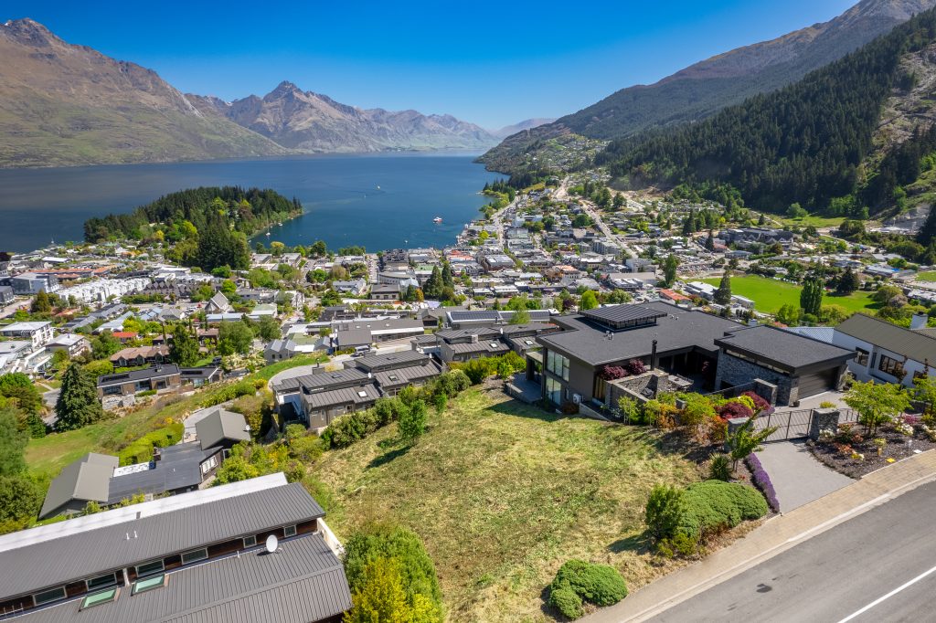 50 Belfast Terrace, Queenstown Hill