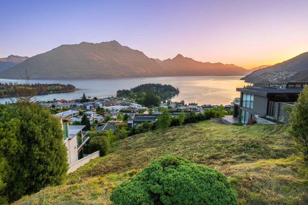 50 Belfast Terrace, Queenstown Hill
