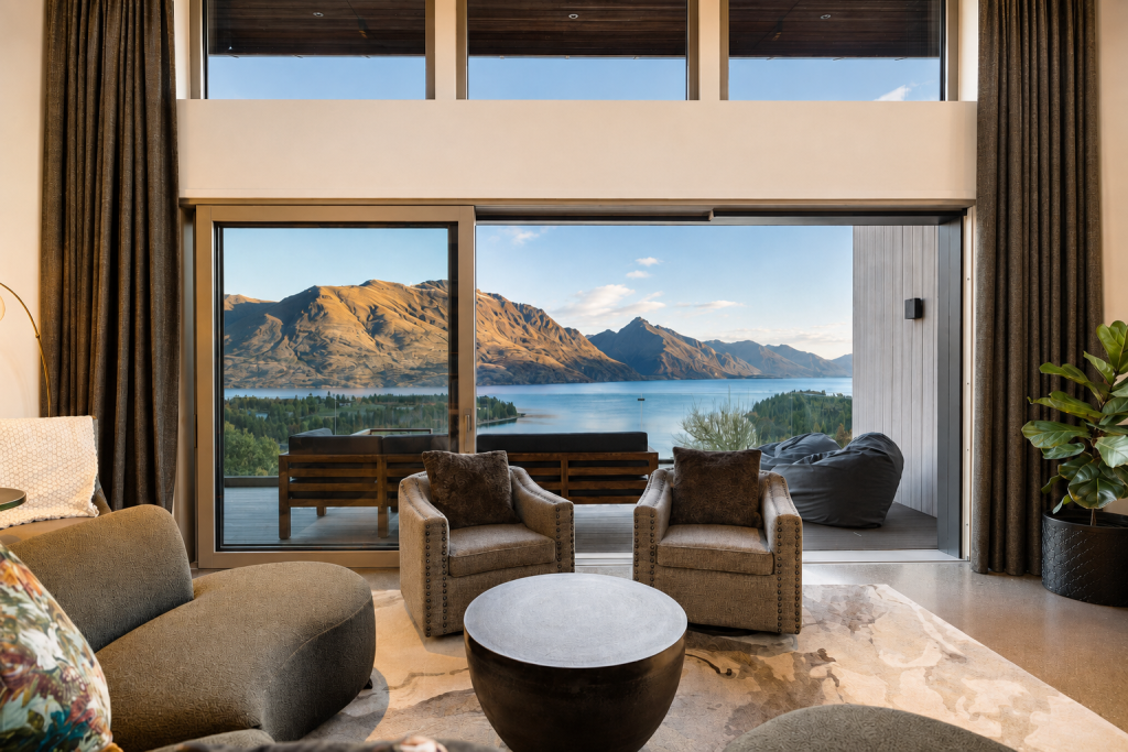 52 Suburb Street, Queenstown Hill