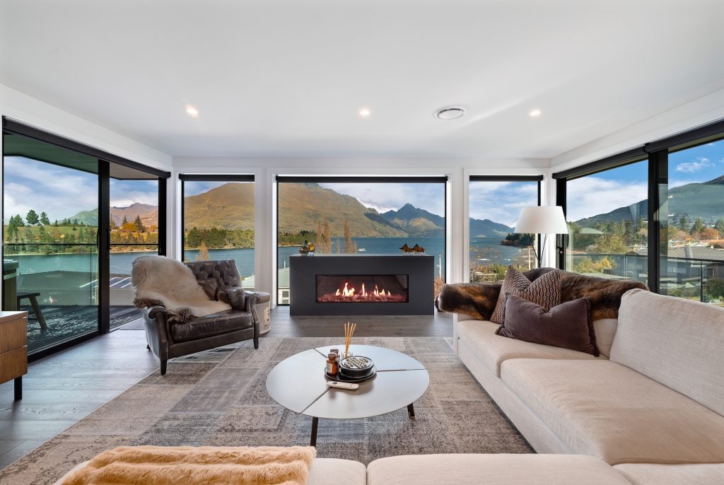 9 Suburb Street, Queenstown