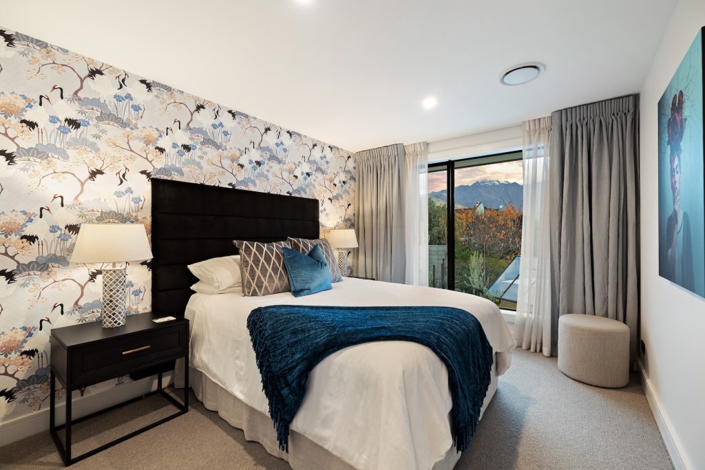 9 Suburb Street, Queenstown