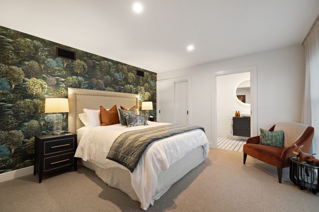 9 Suburb Street, Queenstown