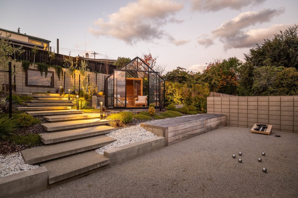 9 Suburb Street, Queenstown