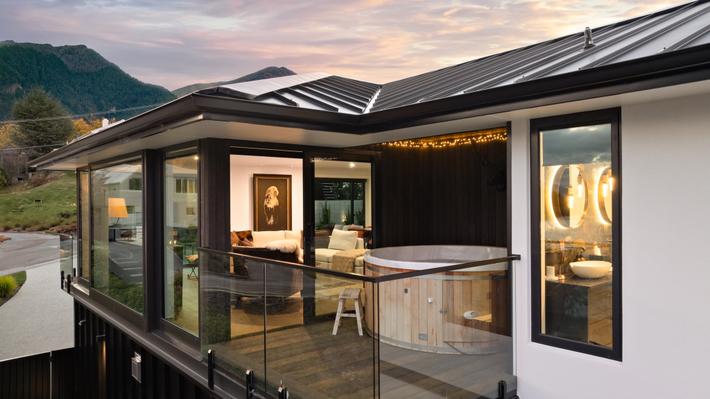 9 Suburb Street, Queenstown