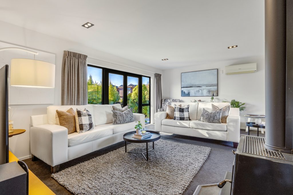 65 Oregon Drive, Kelvin Heights, Queenstown
