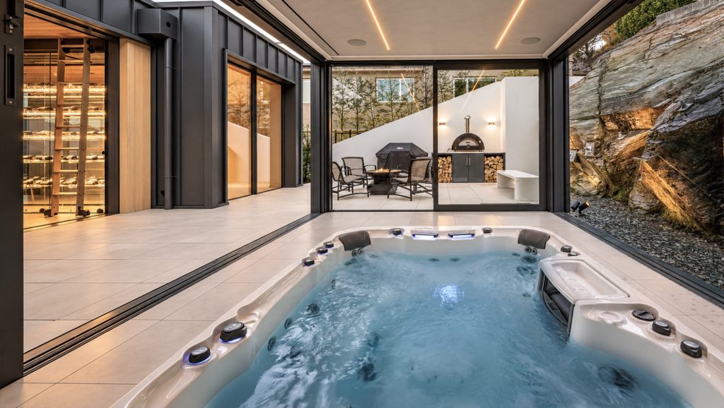 33 Belfast Terrace, Queenstown Hill