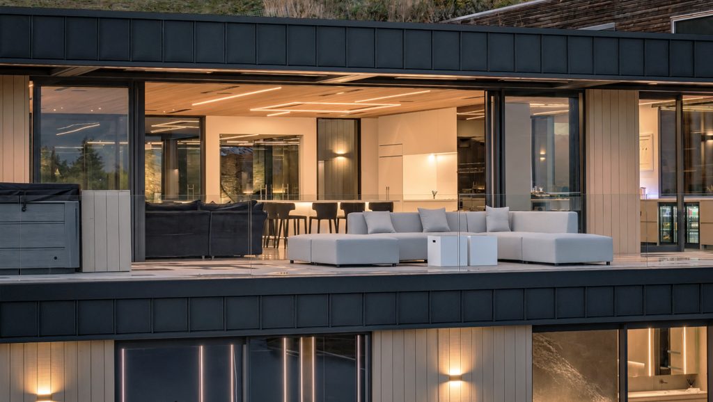 33 Belfast Terrace, Queenstown Hill
