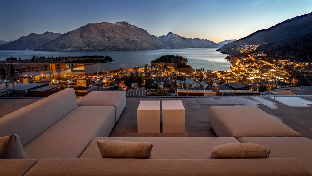 33 Belfast Terrace, Queenstown Hill