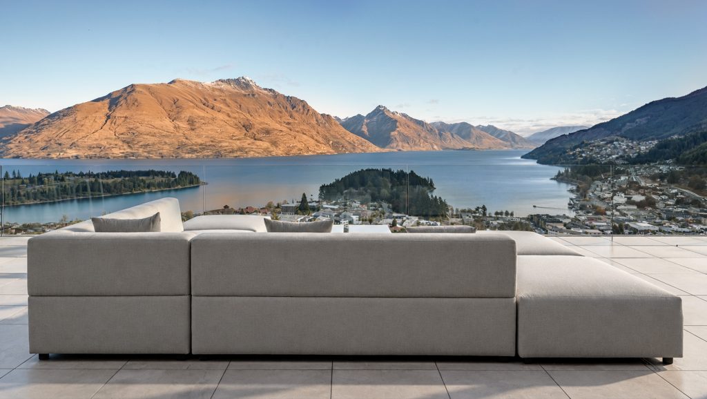 33 Belfast Terrace, Queenstown Hill
