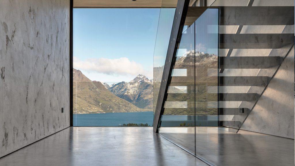 33 Belfast Terrace, Queenstown Hill